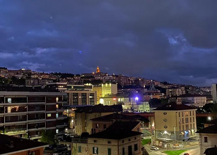 بيت ضيافة Perugia Suite بيرودجا